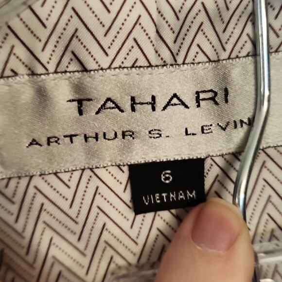 Tahari Gray Two Piece Womens Suit, Size 6 - Picture 5 of 13